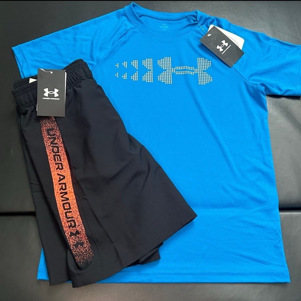 NWT Under Armour Athletic Set Boys Youth Size Medium